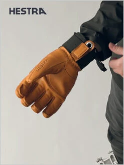 Hestra: Fall Line Gloves - Cork 5 Hestra: Fall Line Gloves - Cork -Ski Gear Store FallLIneCork3