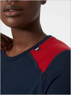 Helly Hansen: HH Womens Merino Lifa Crew Top - Navy 7 Helly Hansen: HH Womens Merino Lifa Crew Top - Navy -Ski Gear Store HH WMerinoCrew 49378 Navy4