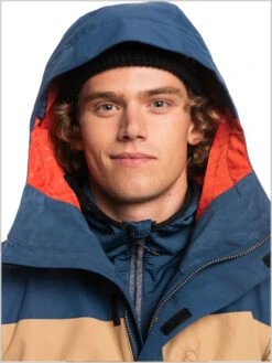 Quiksilver: Mission Block Jacket - Insignia Blue 7 Quiksilver: Mission Block Jacket - Insignia Blue -Ski Gear Store MissionBlock Blue4