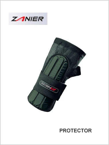 Zanier: Snowboarder: Wrist Protector 1 Zanier: Snowboarder: Wrist Protector